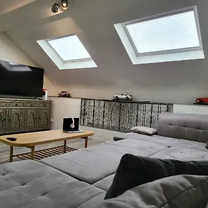 Duplex Elegant Situe A 1min De La Gare Du Nord Appartement Bruxelles